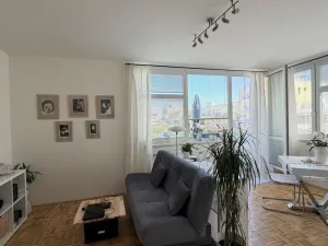 Pronájem bytu 2+kk, Praha - Hlubočepy, Voskovcova, 45 m2