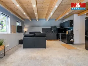 Prodej rodinného domu, Mařenice, 1190 m2