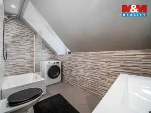 Prodej rodinného domu, Mařenice, 1190 m2