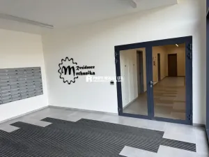 Pronájem bytu 2+kk, Praha - Žižkov, Malešická, 50 m2