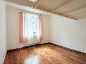 Prodej bytu 2+1, Pardubice, Teplého, 64 m2