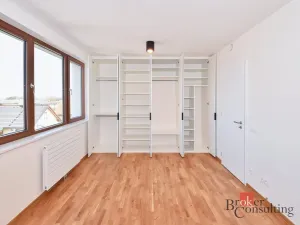 Pronájem bytu 2+kk, Praha - Dolní Chabry, Ústecká, 59 m2