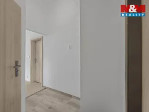 Pronájem bytu 1+1, Trutnov - Poříčí, Voletinská, 48 m2