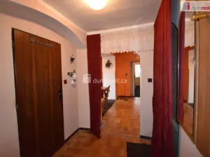 Pronájem komerční nemovitosti, Chbany - Vikletice, 596 m2