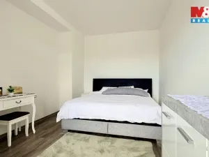 Prodej rodinného domu, Dolní Bojanovice, Zvolence, 380 m2