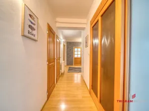 Prodej bytu 3+1, Hradec Králové - Nový Hradec Králové, K Hvězdárně, 77 m2