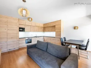 Prodej bytu 2+kk, Loučná pod Klínovcem - Háj, 67 m2