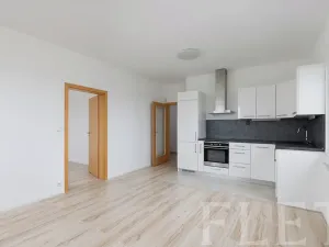 Pronájem bytu 2+kk, Praha - Stodůlky, Na Výrovně, 49 m2