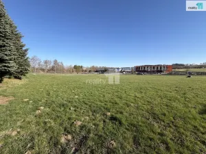 Prodej komerčního pozemku, Jiřice, Průmyslová, 2833 m2