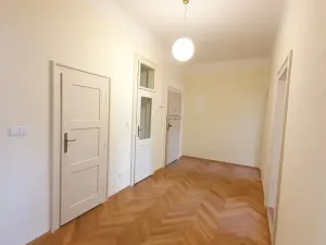 Pronájem bytu 3+1, Praha - Vinohrady, Slezská, 100 m2