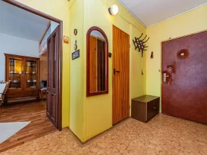 Prodej bytu 2+kk, Praha - Kobylisy, Třeboradická, 47 m2