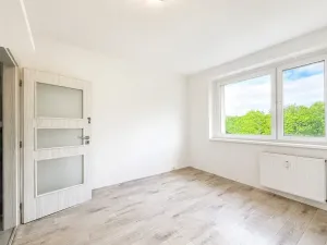 Prodej bytu 3+1, Jirkov, Na Borku, 66 m2
