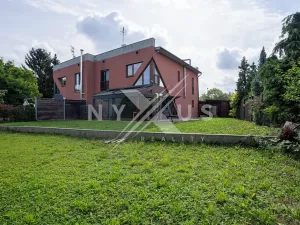 Pronájem rodinného domu, Praha - Dolní Měcholupy, Nad sadem, 204 m2
