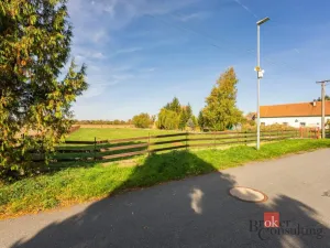 Prodej pozemku pro bydlení, Přelouč - Škudly, 700 m2