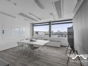 Pronájem kanceláře, Praha - Libeň, Voctářova, 416 m2