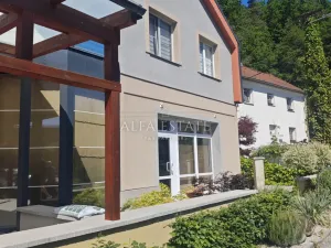 Pronájem komerční nemovitosti, Dalovice, Pod Parkem, 75 m2