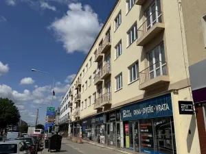 Pronájem obchodního prostoru, Zlín, třída Tomáše Bati, 129 m2
