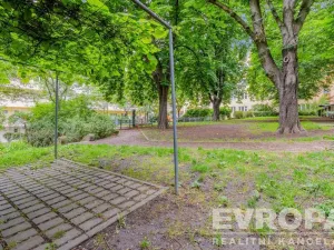 Prodej bytu 2+kk, Praha - Vinohrady, Hollarovo náměstí, 43 m2