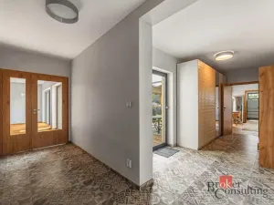 Prodej rodinného domu, Plzeň - Malesice, U Lesa, 240 m2