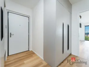 Pronájem bytu 3+kk, Praha - Hloubětín, Waltariho, 79 m2