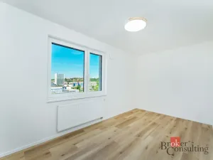 Pronájem bytu 3+kk, Praha - Hloubětín, Waltariho, 79 m2
