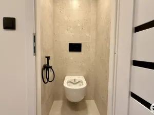 Pronájem bytu 2+kk, Praha, K Vystrkovu, 50 m2
