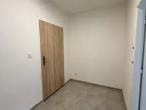 Pronájem bytu 2+1, Aš, Hlavní, 77 m2