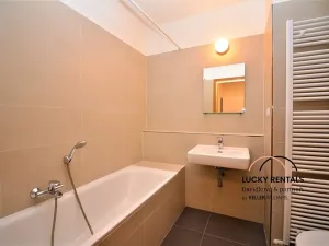Pronájem bytu 1+kk, Praha - Modřany, Provázkova, 37 m2