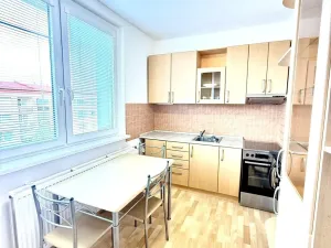 Pronájem bytu 3+1, Uherské Hradiště, Sadová, 68 m2