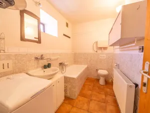 Prodej rodinného domu, Velký Chlumec - Malý Chlumec, 110 m2