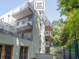 Prodej obchodního prostoru, Karlovy Vary, Šumavská, 150 m2