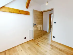 Prodej rodinného domu, Jestřabí v Krkonoších - Křížlice, 200 m2