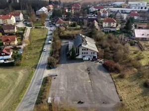 Prodej komerčního pozemku, Mořina, 1634 m2