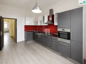 Pronájem bytu 4+1, Praha - Nusle, Svatoplukova, 94 m2