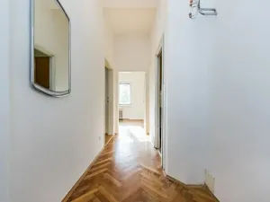 Pronájem bytu 2+kk, Praha - Vinohrady, Krátká, 45 m2