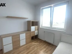 Pronájem bytu 2+kk, Praha - Kyje, Farkašova, 38 m2