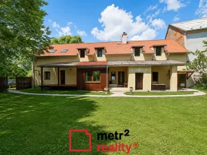 Prodej chalupy, Bouzov, 400 m2