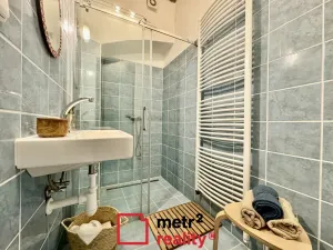 Prodej chalupy, Bouzov, 400 m2