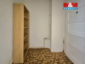 Pronájem bytu 1+kk, Praha - Holešovice, Stupkova, 31 m2