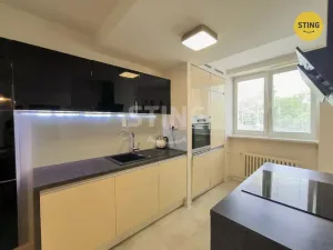Pronájem bytu 2+kk, Ostrava, Porubská, 59 m2