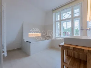Pronájem bytu 3+1, Praha - Dejvice, 133 m2