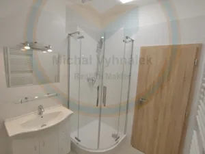 Pronájem bytu 2+kk, Klecany, Nám. Třebízského, 52 m2
