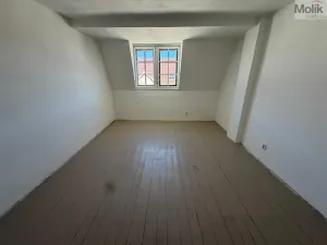 Prodej bytu 3+1, Teplice, J. V. Sládka, 77 m2