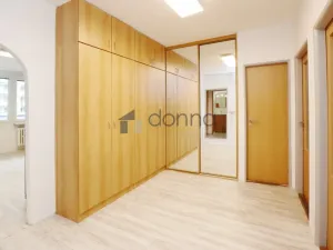 Pronájem bytu 4+kk, Praha, Kazašská, 107 m2