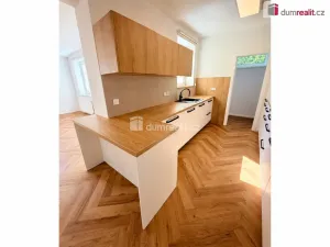 Prodej rodinného domu, Lukov, K Pasekám, 247 m2