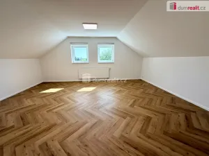 Prodej rodinného domu, Lukov, K Pasekám, 247 m2