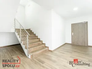 Pronájem bytu 1+kk, Karlovy Vary, Jáchymovská, 27 m2
