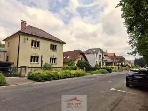 Pronájem bytu 2+1, Valašské Meziříčí - Krásno nad Bečvou, Zámecká, 75 m2