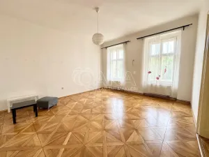 Pronájem bytu 2+1, Praha - Nové Město, Petrské náměstí, 89 m2