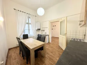 Pronájem bytu 2+1, Praha - Nové Město, Petrské náměstí, 89 m2